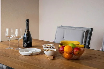 Three Bedroom Apartment with Sea View and...