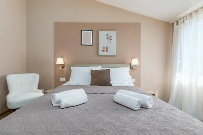 Wohnung in Valbandon nahe Strand & Fažana