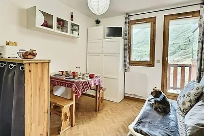 Wohnung in Tignes mit Seeblick
