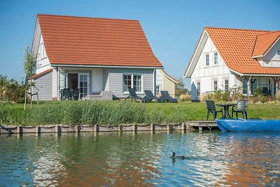 Villa mit Sauna und Ruderboot, auf 400 m vom...