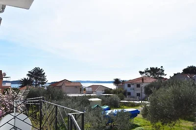 Apartments near the beach Orebic - One bedroo...