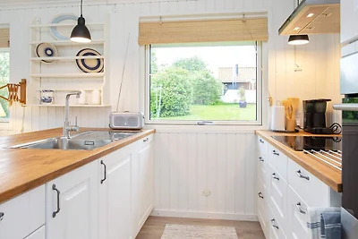 6 Personen Ferienhaus in Karrebæksminde-By...