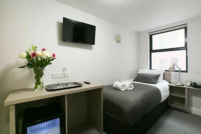 Belvilla Ilford Hill Hotel London Standard...