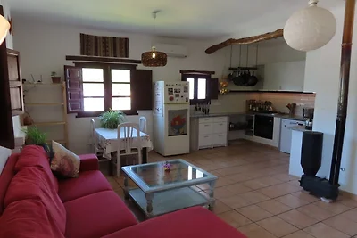 Schönes Ferienhaus mit privatem Pool