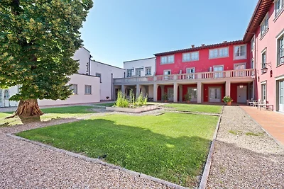 Modern huis in Rignano sull'Arno met zwembad