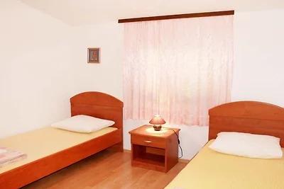 Apartments Antonio - Two Bedroom Apartment wi...