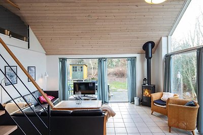 Elegantes Ferienhaus in Væggerløse mit Sauna