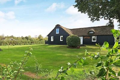 Ferienhaus in der Nähe des Waldes in Farsø