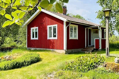 4 Personen Ferienhaus in HALLSTAVIK