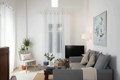 Soggiorno a bordo piscina con vista sulla...