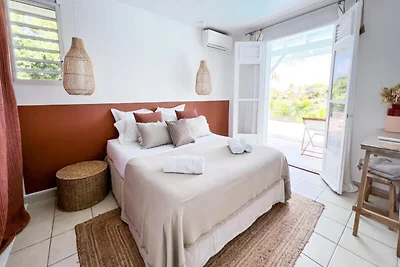 Villa a Saint-François con vista sul campo da...