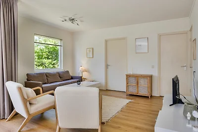 Angenehmes Ferienhaus mit Garten