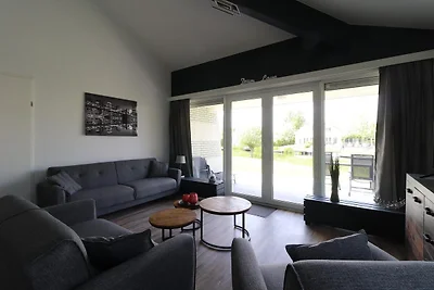 Komfortabler Bungalowaufenthalt am Wasser