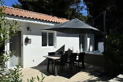 Villa Thailand im Domaine Le Sherwood