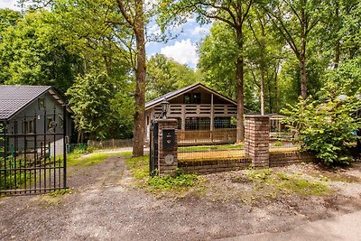 Ruime chalet in de Ardennen met sauna en...