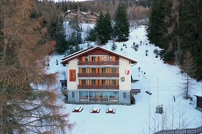 Chalet in Les Agettes met uitzicht op de...