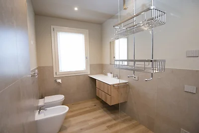 Moderne Wohnung in den Prosecco-Hügeln