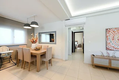 Private Poolvilla mit Meerblick für 6...