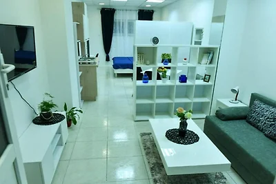 Charming Sinj Town Studio Apartments - Studio...