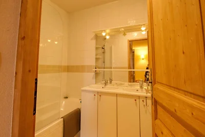 Alpine Garden Residence Gebהude B