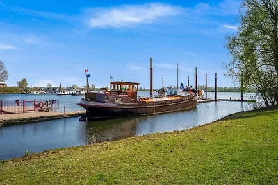 Luxuriöses Boot in Kerkdriel