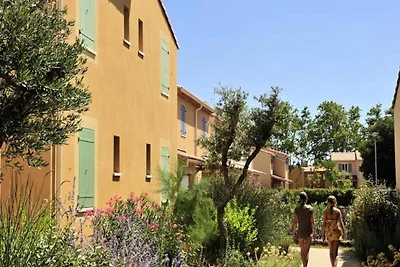 Villa in Mouriès met verwarmd zwembad