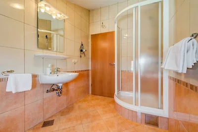 Mise Holiday Apartments - Two bedroom apartme...