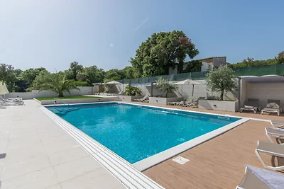 Willa Sanmichel A-02