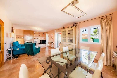 Belvilla di OYO Villa Malen a Maiorca