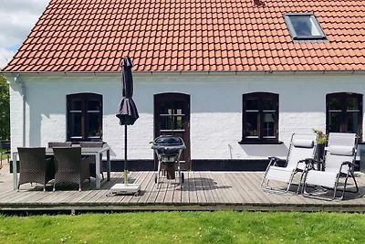 4 Sterne Ferienhaus in Asaa