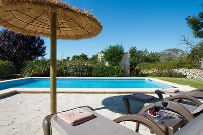 Steinerne Villa von Mallorca mit Gärten