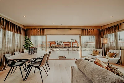 Hausboot in Niederlande mit eigenem Steg