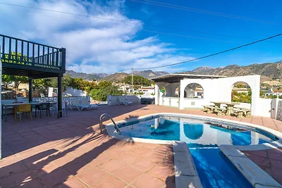 Villa in Nerja mit Pool und Jacuzzi