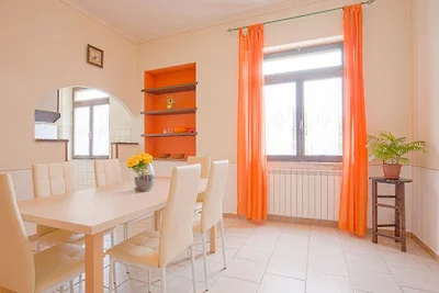 Apartment mit Garten und privatem Pool
