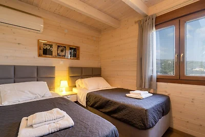 Villa mit 2 Schlafzimmern in Maroulas