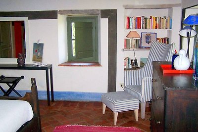 Authentic Holiday Home in Sarteano with Swimm...