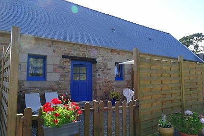 Ferienhaus in Penvénan mit einer Terrasse