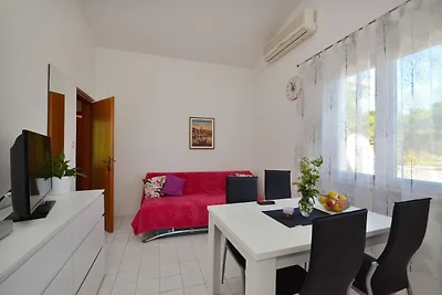 LaidBack Apartments - One Bedroom Apartment w...