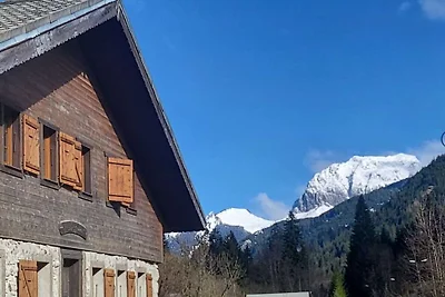 Alpenhut in een chatel met barbecue