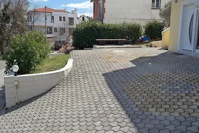 Ampio appartamento con terrazza coperta