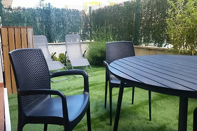 Appartement in Estartit met privégarage