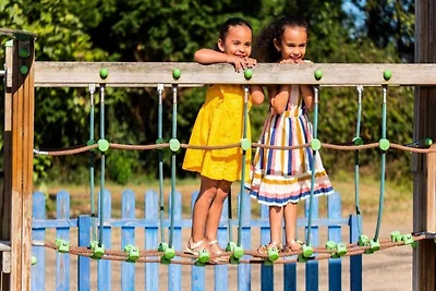 Wohnung in Cassen mit Pool & Jacuzzi