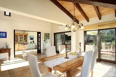 Mallorcanische Bergaussichtsvilla für 8...
