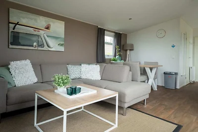 Modern chalet met afwasmachine bij het...