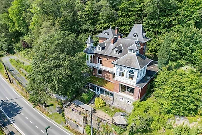 Elegant kasteel voor 12 gasten