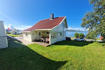 6 osob apartament w Finnsnes-By Traum