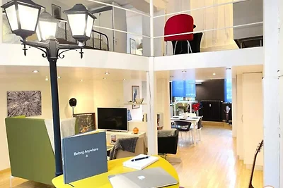 Parkplatz im Loft des Künstlers