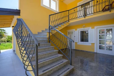 Premium Apartment Muha III
