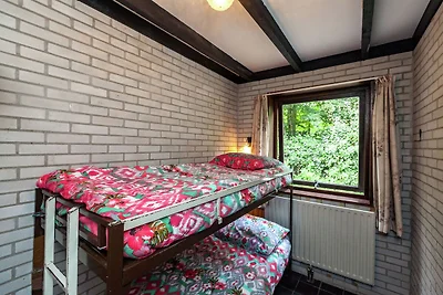 Idyllisches Ferienhaus im Kamperland mit...