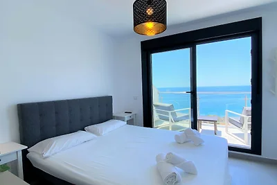 Duplex in Málaga mit Meerblick & Pool